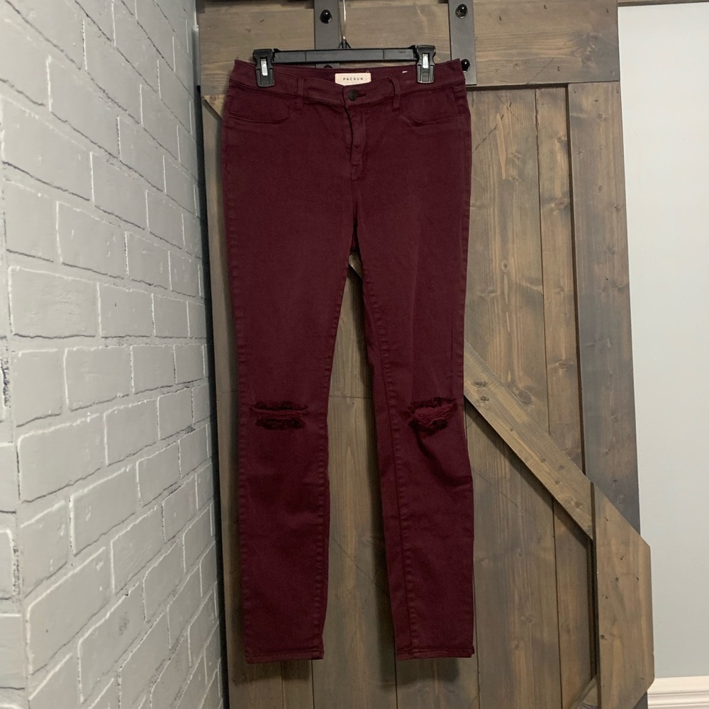 PacSun distressed jegging